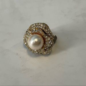 STATEMENT Pearl Ring